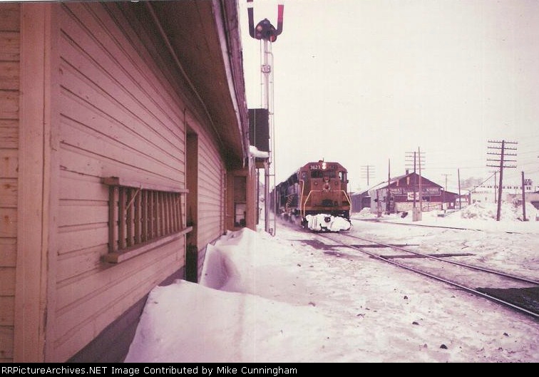 NP by Elk River Depot